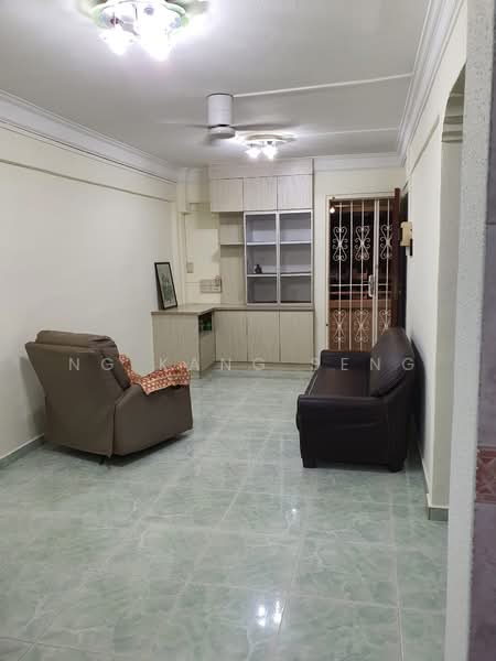 702 West Coast Road, 702 West Coast Road, 2 Bedrooms, 721 sqft, HDB Flat For Rent, by Ng Kang Seng, 500220726 - Living Room - PropertyGuru.com.sg