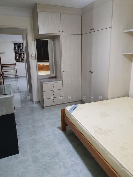 702 West Coast Road, 702 West Coast Road, 2 Bedrooms, 721 sqft, HDB Flat For Rent, by Ng Kang Seng, 500220726 - Bedroom - PropertyGuru.com.sg