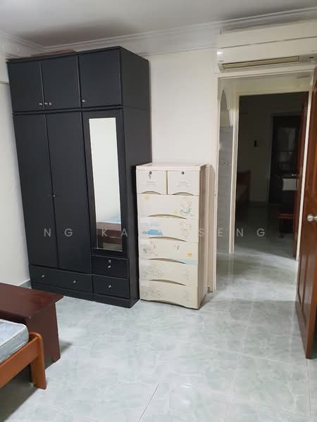 702 West Coast Road, 702 West Coast Road, 2 Bedrooms, 721 sqft, HDB Flat For Rent, by Ng Kang Seng, 500220726 - Bedroom - PropertyGuru.com.sg