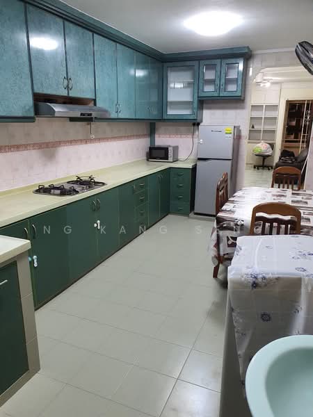 702 West Coast Road, 702 West Coast Road, 2 Bedrooms, 721 sqft, HDB Flat For Rent, by Ng Kang Seng, 500220726 - Kitchen - PropertyGuru.com.sg