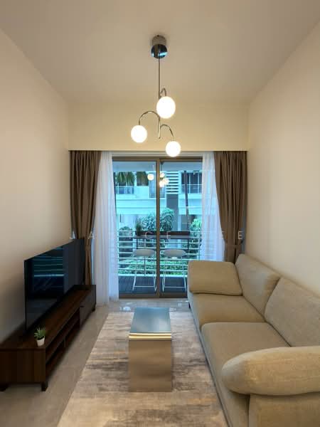 Robertson Edge, 18 Tong Watt Road, 1 Bedroom, 409 sqft, Apartment For Rent, by Janice Lee, 500220729 - Living Room - PropertyGuru.com.sg