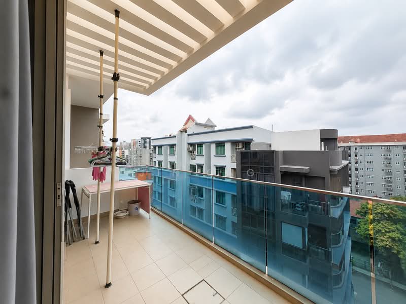 Idyllic Suites, 21 Lorong 30 Geylang, 2 Bedrooms, 570 sqft, Condominium For Sale, by Jin Ong, 500220732 - Balcony - PropertyGuru.com.sg
