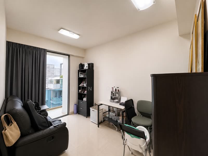 Idyllic Suites, 21 Lorong 30 Geylang, 2 Bedrooms, 570 sqft, Condominium For Sale, by Jin Ong, 500220732 - Living Room - PropertyGuru.com.sg