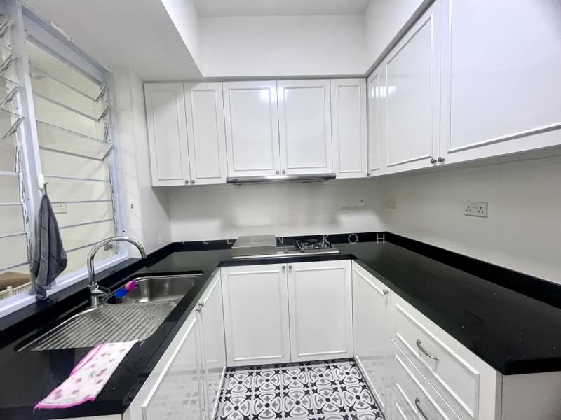 Changi Green, 716 Upper Changi Road East, 2 Bedrooms, 904 sqft, Condominium For Rent, by Eileen Koh, 500220736 - Kitchen - PropertyGuru.com.sg