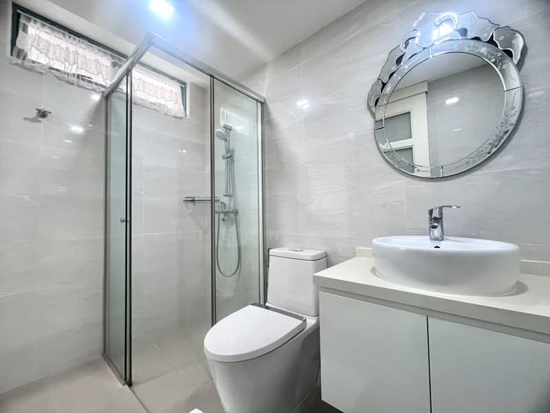 Changi Green, 716 Upper Changi Road East, 2 Bedrooms, 904 sqft, Condominium For Rent, by Eileen Koh, 500220736 - Bathroom - PropertyGuru.com.sg