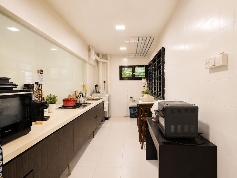 481 Sembawang Drive, 481 Sembawang Drive, 3 Bedrooms, 1,184 sqft, HDB Flat For Sale, by Chester Lim 林俊贤, 500220741 - Kitchen - PropertyGuru.com.sg