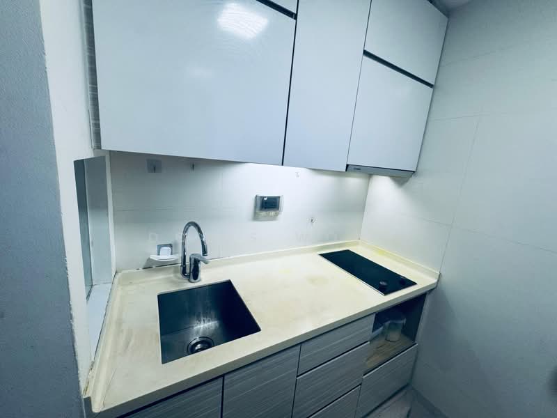 Hills TwoOne, 21 Hillview Terrace, 2 Bedrooms, 592 sqft, Apartment For Rent, by Doris Wong, 500220752 - Kitchen - PropertyGuru.com.sg