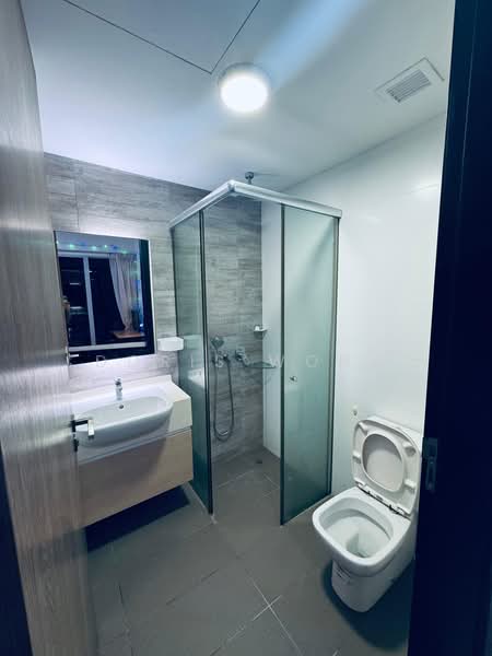 Hills TwoOne, 21 Hillview Terrace, 2 Bedrooms, 592 sqft, Apartment For Rent, by Doris Wong, 500220752 - Bathroom - PropertyGuru.com.sg