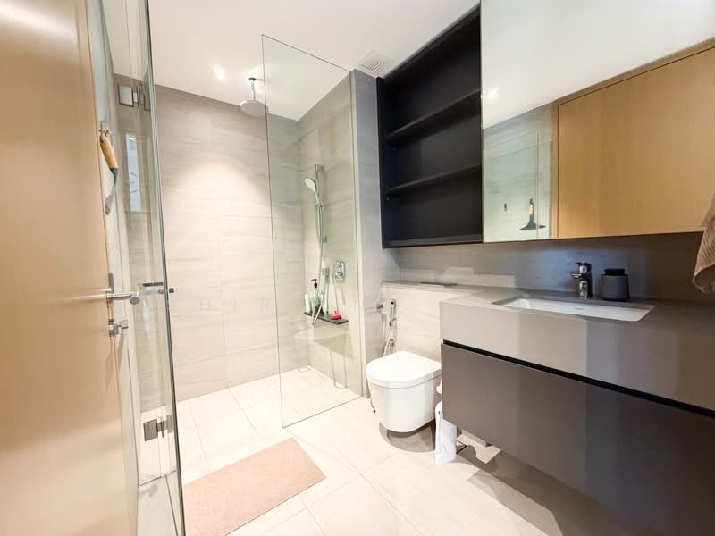 The Essence, 1 Chong Kuo Road, 1 Bedroom, 581 sqft, Condominium For Sale, by Shirlene Ang, 500220754 - Bathroom - PropertyGuru.com.sg