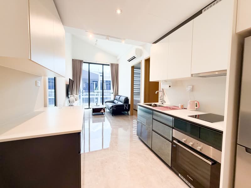 The Essence, 1 Chong Kuo Road, 1 Bedroom, 581 sqft, Condominium For Sale, by Shirlene Ang, 500220754 - Living Room - PropertyGuru.com.sg