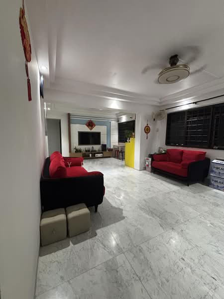 640 Woodlands Ring Road, 640 Woodlands Ring Road, Admiralty / Woodlands, 3 Bedrooms, 1,098 sqft, HDB Flat For Sale, by Yenn Ni, 500220767 - Living Room - PropertyGuru.com.sg