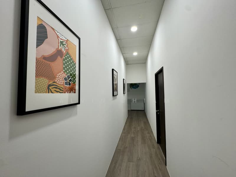 Uni-Tech Centre, 55 Toh Guan Rd East, 2,497 sqft, Factory / Workshop (B2) For Sale, by Alvin Chiam, 500220772 - Corridor - CommercialGuru.com.sg