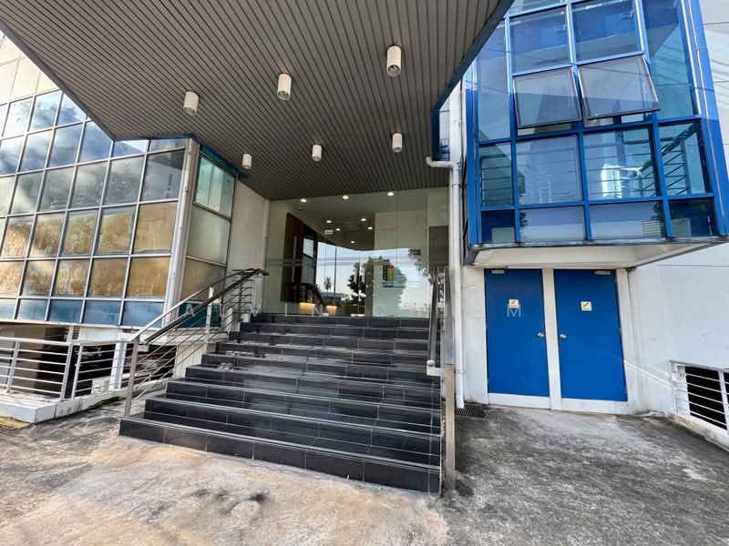 Uni-Tech Centre, 55 Toh Guan Rd East, 2,497 sqft, Factory / Workshop (B2) For Sale, by Alvin Chiam, 500220772 - Exterior - CommercialGuru.com.sg