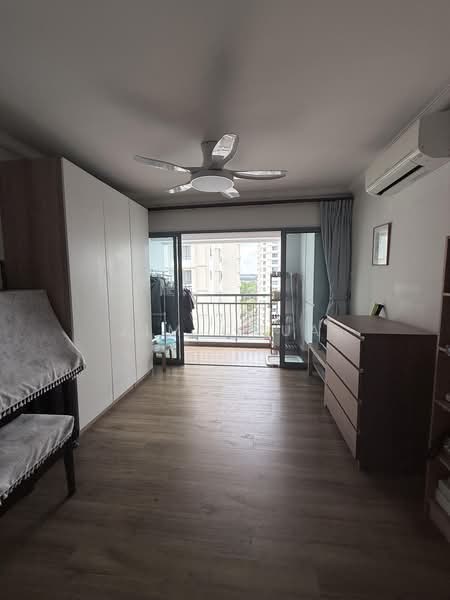 Aquarius By The Park, 1 Bedok Reservoir View, 3 Bedrooms, 1,324 sqft, Condominium For Sale, by Jim Chua, 500220773 - Balcony - PropertyGuru.com.sg
