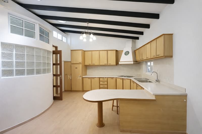 Park Side Haven, East coast, 3 Bedrooms, 2,200 sqft, Terraced House For Sale, by Tina Shroff, 500220775 - Kitchen - PropertyGuru.com.sg