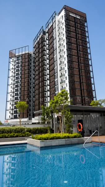 The Hillier, 6 Hillview Rise, 1 Bedroom, 581 sqft, Apartment For Sale, by Elaine Chng, 500220778 - Exterior - PropertyGuru.com.sg