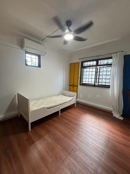 125 Rivervale Street, 125 Rivervale Street, 2 Bedrooms, 1,310 sqft, HDB Flat For Rent, by Amelia Koh, 500220789 - Bedroom - PropertyGuru.com.sg