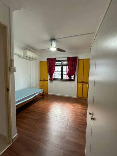 125 Rivervale Street, 125 Rivervale Street, 2 Bedrooms, 1,310 sqft, HDB Flat For Rent, by Amelia Koh, 500220789 - Bedroom - PropertyGuru.com.sg