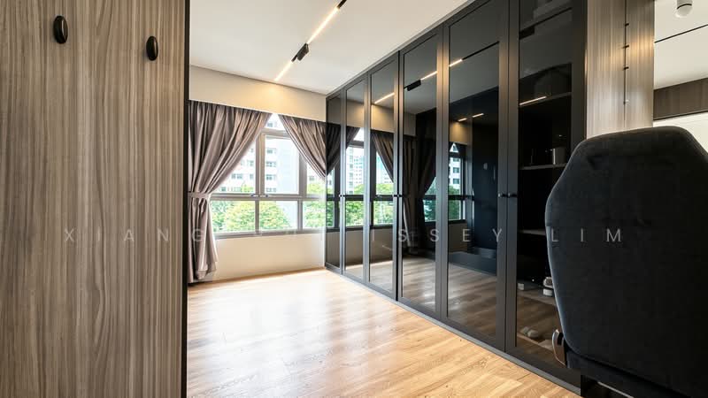 222A Bedok North Drive, 222A Bedok North Drive, 3 Bedrooms, 990 sqft, HDB Flat For Sale, by Xiang Rui Issey Lim, 500220794 - Bedroom - PropertyGuru.com.sg