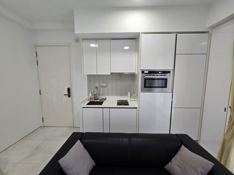 Suites @ Newton, 1 Surrey Road, 1 Bedroom, 484 sqft, Apartment For Rent, by Spenncer Mak, 500220800 - Kitchen - PropertyGuru.com.sg