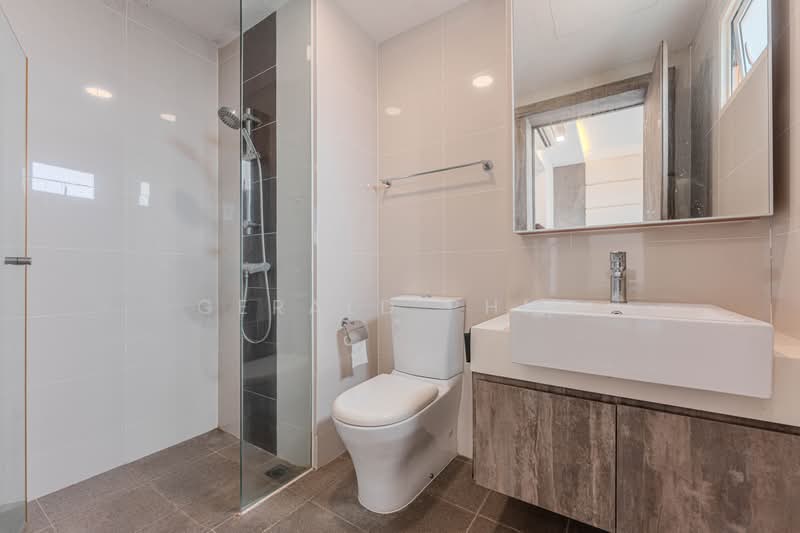 Watercolours, 25 Pasir Ris Link, 3 Bedrooms, 958 sqft, Executive Condominium For Sale, by Gerald Phng, 500220803 - Bathroom - PropertyGuru.com.sg