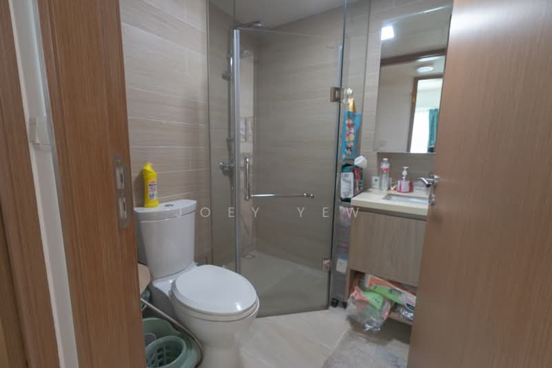 Kingsford Waterbay, 78 Upper Serangoon View, 2 Bedrooms, 635 sqft, Condominium For Sale, by Joey Yew, 500220811 - Bathroom - PropertyGuru.com.sg