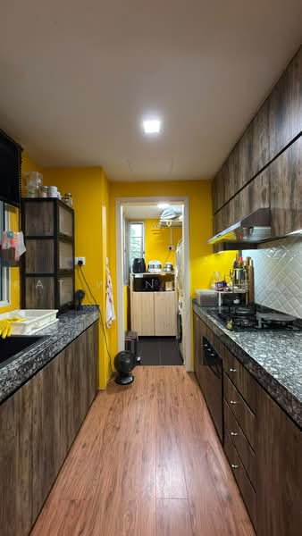 Rio Vista, 10 Upper Serangoon View, 3 Bedrooms, 1,367 sqft, Condominium For Sale, by Kat Wang 王薇毓, 500220812 - Kitchen - PropertyGuru.com.sg