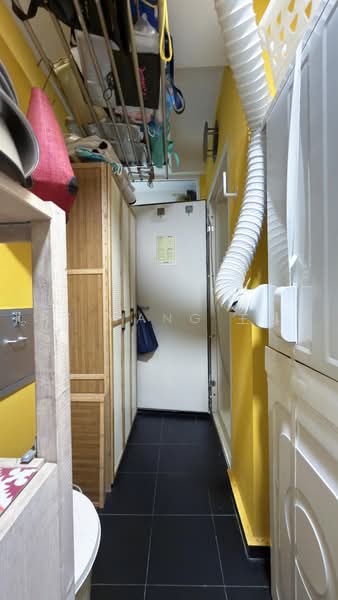 Rio Vista, 10 Upper Serangoon View, Hougang / Punggol / Sengkang, 2 Bedrooms, 1,367 sqft, Condominium For Sale, by Kat Wang 王薇毓, 500220812 - Service Yard - PropertyGuru.com.sg