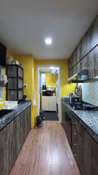 Rio Vista, 10 Upper Serangoon View, Hougang / Punggol / Sengkang, 2 Bedrooms, 1,367 sqft, Condominium For Sale, by Kat Wang 王薇毓, 500220812 - Kitchen - PropertyGuru.com.sg