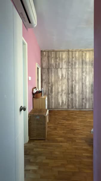 Rio Vista, 10 Upper Serangoon View, Hougang / Punggol / Sengkang, 2 Bedrooms, 1,367 sqft, Condominium For Sale, by Kat Wang 王薇毓, 500220812 - Master Bedroom - PropertyGuru.com.sg