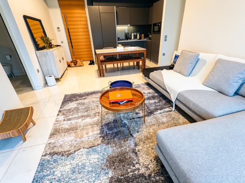 DUO Residences, 1 Fraser Street, 2 Bedrooms, 818 sqft, Apartment For Sale, by Xiang Rui Issey Lim, 500220818 - Living Room - PropertyGuru.com.sg
