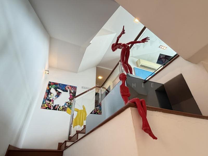 Renovated 2.5 Sty Corner Terrace 999 years, Seletar / Yio Chu Kang, 5 Bedrooms, 3,600 sqft, Corner Terrace For Sale, by Clarence Hee 许振雄, 500220824 - Interior - PropertyGuru.com.sg