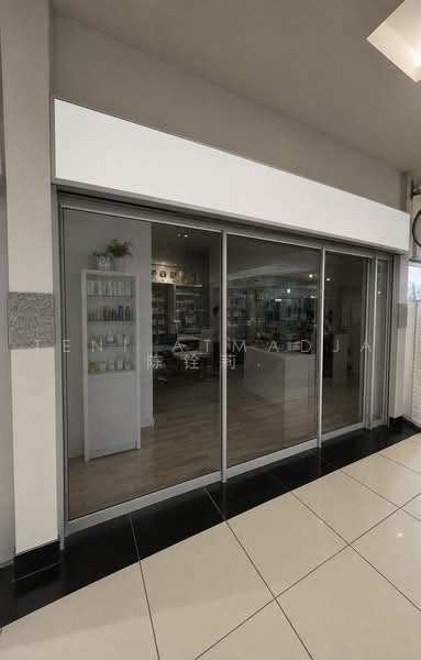 Roxy Square Shopping Centre, 50 East Coast Road, 280 sqft, Other Retail For Rent, by Teni Atmadja 陈铨莉., 500220827 - Interior - CommercialGuru.com.sg