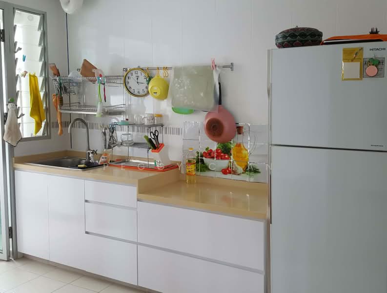 18C MacPherson Residency, 18C Circuit Road, Room Rental, 150 sqft, HDB Flat For Rent, by Peggy Chan, 500220831 - Kitchen - PropertyGuru.com.sg