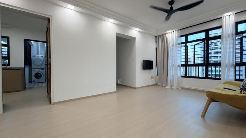 438B Sengkang West Avenue, 438B Sengkang West Avenue, 3 Bedrooms, 1,012 sqft, HDB Flat For Rent, by Mick Ho, 500220832 - Living Room - PropertyGuru.com.sg