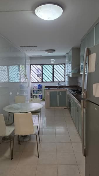 166 Tampines Street 12, 166 Tampines Street 12, 3 Bedrooms, 1,152 sqft, HDB Flat For Sale, by Benson Leow, 500220834 - Kitchen - PropertyGuru.com.sg