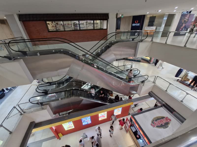 Lucky Plaza, 304 Orchard Road, 721 sqft, Other Retail For Sale, by Leslie Lam, 500220838 - CommercialGuru.com.sg