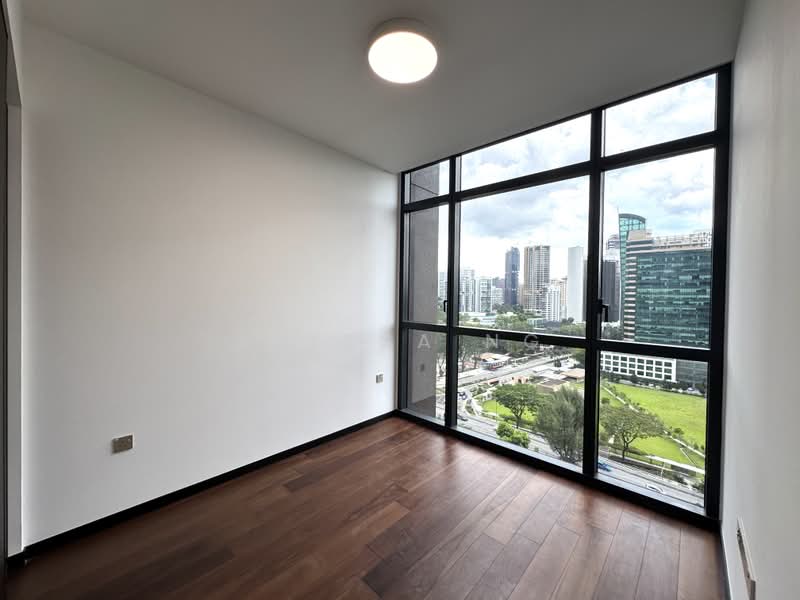 Pullman Residences, 18 Dunearn Road, 3 Bedrooms, 1,163 sqft, Condominium For Sale, by Alyssa Ng, 500220847 - Master Bedroom - PropertyGuru.com.sg