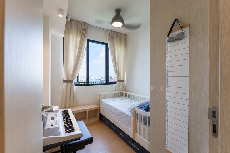 Treasure at Tampines, 43 Tampines Lane, 2 Bedrooms, 678 sqft, Condominium For Sale, by Khalid Alsree, 500220855 - Bedroom - PropertyGuru.com.sg