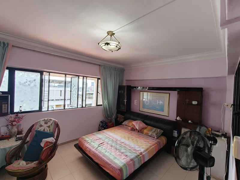 221 Bukit Batok East Avenue 3, 221 Bukit Batok East Avenue 3, 4 Bedrooms, 1,603 sqft, HDB Flat For Sale, by Alex Teoh, 500220859 - Bedroom - PropertyGuru.com.sg