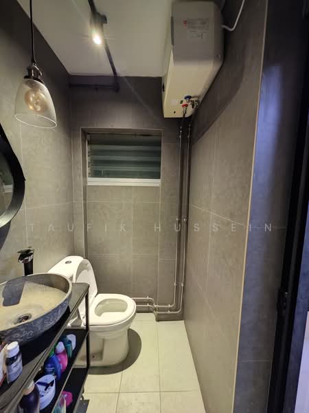 496G Tampines Avenue 9, 496G Tampines Avenue 9, 3 Bedrooms, 1,141 sqft, HDB Flat For Sale, by Taufik Hussein, 500220877 - Bathroom - PropertyGuru.com.sg