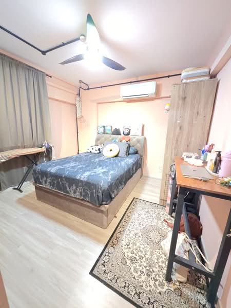 496G Tampines Avenue 9, 496G Tampines Avenue 9, 3 Bedrooms, 1,141 sqft, HDB Flat For Sale, by Taufik Hussein, 500220877 - Bedroom - PropertyGuru.com.sg