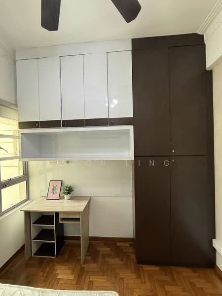 Azalea Park Condo, 2 Flora Road, 3 Bedrooms, 1,057 sqft, Condominium For Sale, by Leeon Ling, 500220878 - Study - PropertyGuru.com.sg