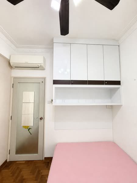 Azalea Park Condo, 2 Flora Road, 3 Bedrooms, 1,507 sqft, Condominium For Sale, by Leeon Ling, 500220878 - Bedroom - PropertyGuru.com.sg