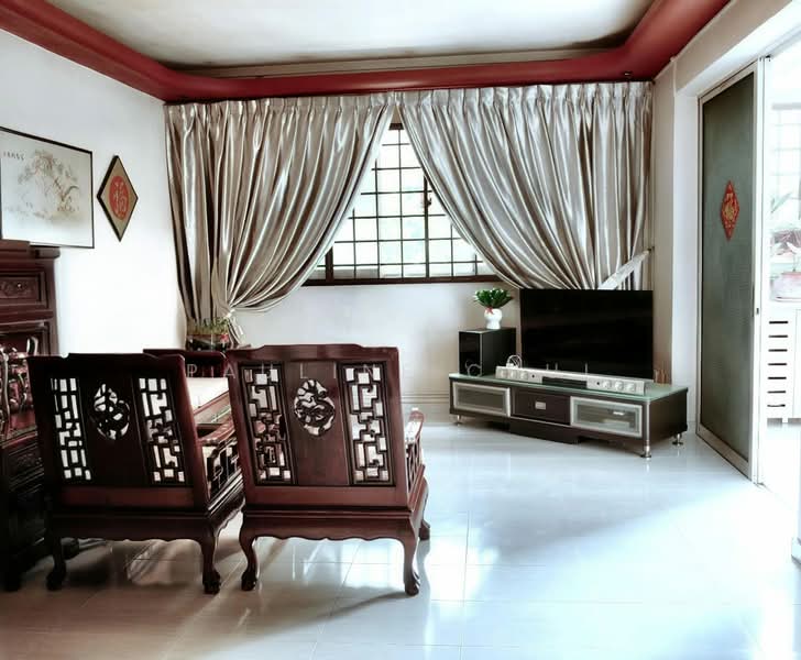 726 Jurong West Avenue 5, 726 Jurong West Avenue 5, 3 Bedrooms, 1,571 sqft, HDB Flat For Sale, by Pauline Chui, 500220881 - Living Room - PropertyGuru.com.sg