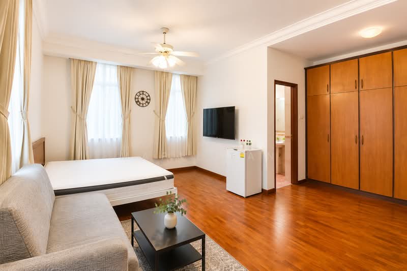 Pinewood Terrace, Pinewood Grove, 6 Bedrooms, 2,583 sqft, Terraced House For Sale, by Maple Tan, 500220886 - Bedroom - PropertyGuru.com.sg