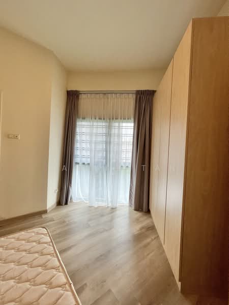 Oleanas Residences, 42 Kim Yam Road, Room Rental, 200 sqft, Condominium For Rent, by JACKIE TAN, 500220890 - Bedroom - PropertyGuru.com.sg