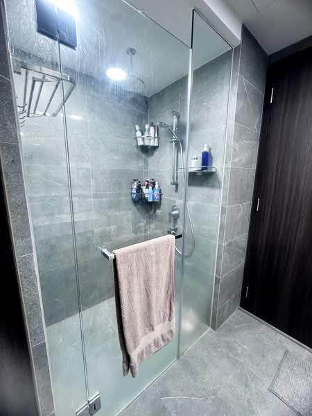 Riverfront Residences, 41 Hougang Avenue 7, 1 Bedroom, 517 sqft, Condominium For Sale, by Iris Ng, 500220895 - Bathroom - PropertyGuru.com.sg