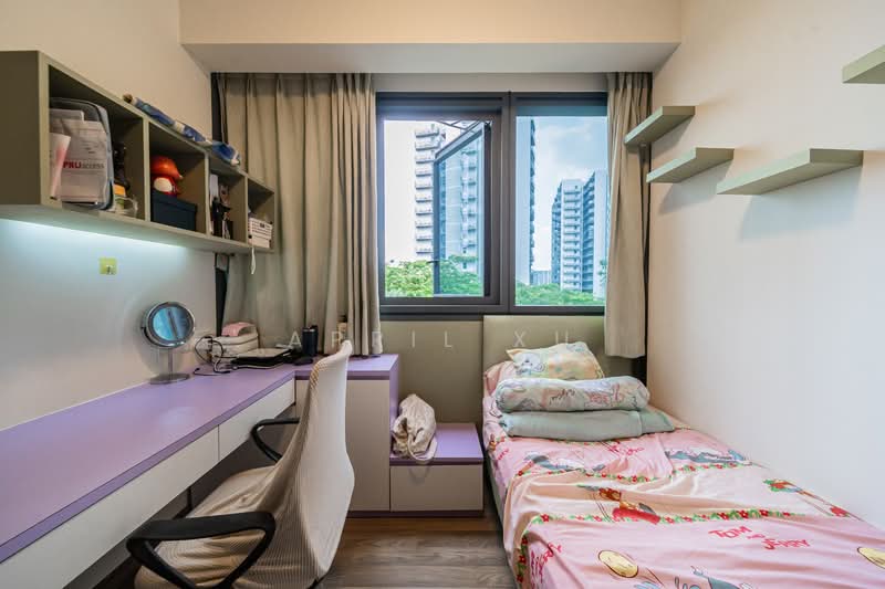 Lakeville, 1 Jurong Lake Link, 4 Bedrooms, 1,270 sqft, Condominium For Rent, by April Xu, 500220898 - Bedroom - PropertyGuru.com.sg