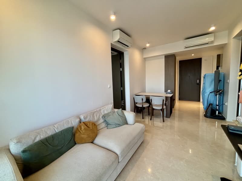 Avenue South Residence, 1 Silat Avenue, 2 Bedrooms, 689 sqft, Condominium For Sale, by Eunice Toh, 500220912 - Living Room - PropertyGuru.com.sg